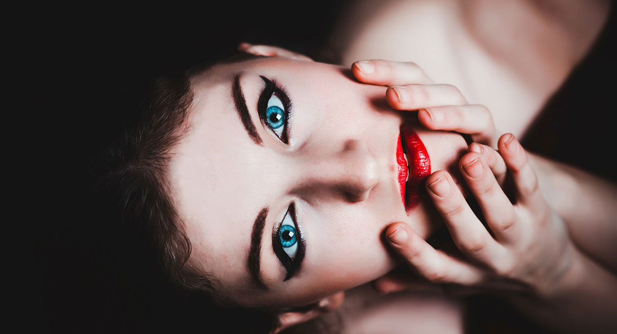 轰炸电话在线使用